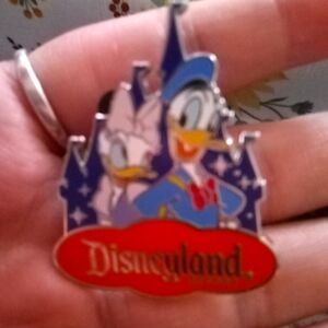 2016 Disney Pin DLR Disneyland Travel Co. Daisy & Donald Duck with Castle